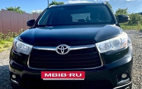 Toyota Highlander III, 2014 год, 2 990 000 рублей, 6 фотография