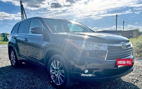 Toyota Highlander III, 2014 год, 2 990 000 рублей, 3 фотография