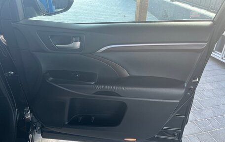 Toyota Highlander III, 2014 год, 2 990 000 рублей, 16 фотография