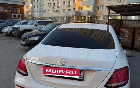 Mercedes-Benz E-Класс, 2018 год, 2 600 000 рублей, 5 фотография
