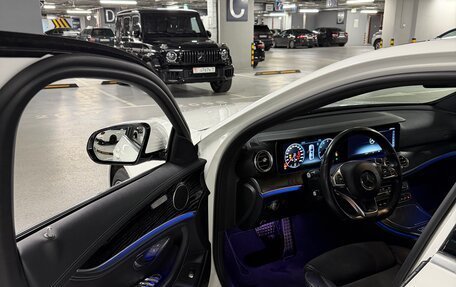 Mercedes-Benz E-Класс, 2018 год, 2 600 000 рублей, 8 фотография