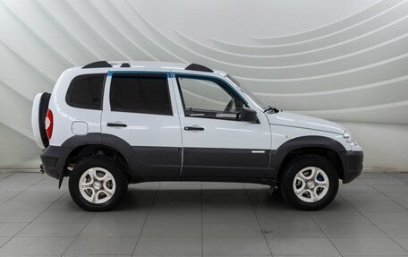Chevrolet Niva I рестайлинг, 2014 год, 648 000 рублей, 8 фотография