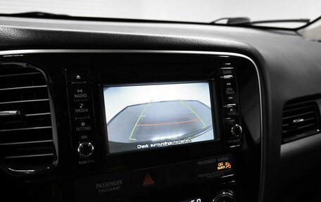 Mitsubishi Outlander III рестайлинг 3, 2017 год, 2 195 000 рублей, 16 фотография