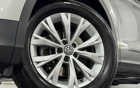 Volkswagen Tiguan II, 2020 год, 2 600 000 рублей, 3 фотография