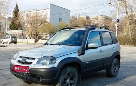 Chevrolet Niva I рестайлинг, 2018 год, 798 000 рублей, 3 фотография