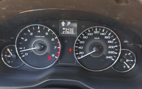 Subaru Outback IV рестайлинг, 2010 год, 1 050 000 рублей, 9 фотография