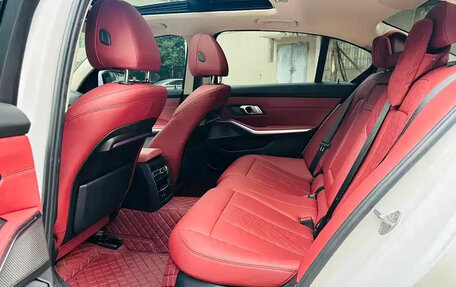 BMW 3 серия, 2022 год, 2 609 000 рублей, 9 фотография
