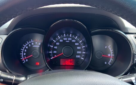 KIA Rio III рестайлинг, 2011 год, 890 000 рублей, 19 фотография