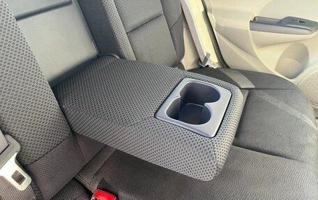 Honda Insight II рестайлинг, 2012 год, 680 000 рублей, 16 фотография
