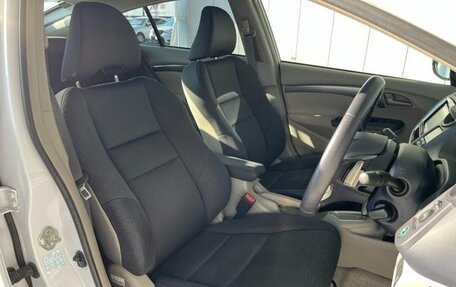 Honda Insight II рестайлинг, 2012 год, 680 000 рублей, 13 фотография