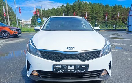 KIA Rio IV, 2021 год, 1 714 995 рублей, 2 фотография