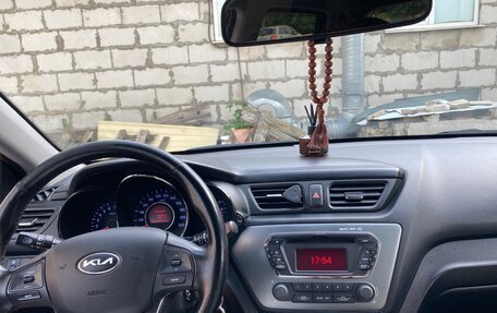 KIA Rio III рестайлинг, 2014 год, 640 000 рублей, 10 фотография
