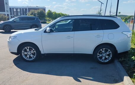 Mitsubishi Outlander III рестайлинг 3, 2012 год, 1 200 000 рублей, 1 фотография