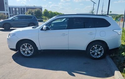 Mitsubishi Outlander III рестайлинг 3, 2012 год, 1 200 000 рублей, 1 фотография