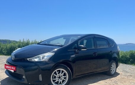 Toyota Prius Alpha I (ZVW40/41), 2016 год, 1 390 000 рублей, 2 фотография