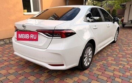 Toyota Corolla, 2021 год, 1 700 000 рублей, 4 фотография