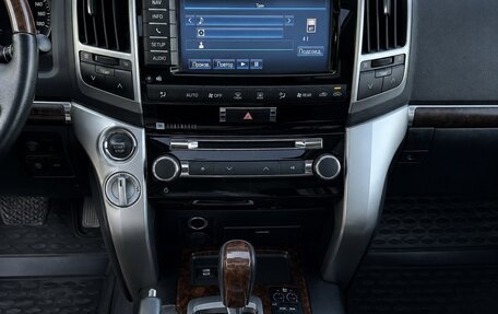 Toyota Land Cruiser 200, 2013 год, 4 085 000 рублей, 10 фотография