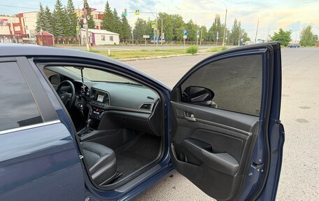 Hyundai Elantra VI рестайлинг, 2016 год, 1 550 000 рублей, 6 фотография