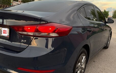 Hyundai Elantra VI рестайлинг, 2016 год, 1 550 000 рублей, 8 фотография