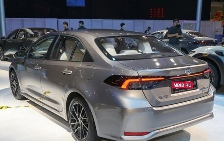 Toyota Corolla, 2026 год, 2 990 000 рублей, 4 фотография