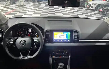 Skoda Karoq I, 2022 год, 1 920 000 рублей, 7 фотография