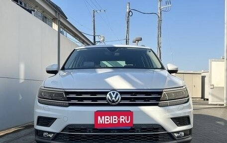 Volkswagen Tiguan II, 2017 год, 1 550 000 рублей, 2 фотография