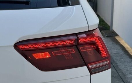 Volkswagen Tiguan II, 2017 год, 1 550 000 рублей, 6 фотография