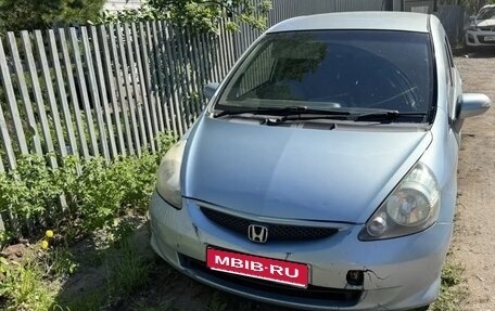 Honda Fit III, 2006 год, 340 000 рублей, 1 фотография