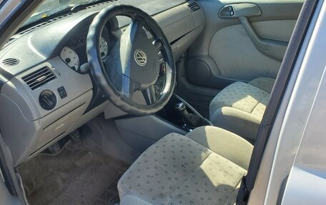 Volkswagen Pointer, 2005 год, 75 000 рублей, 8 фотография