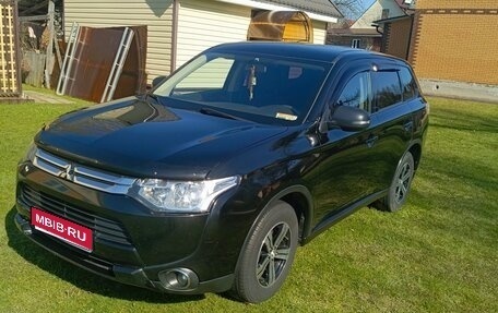 Mitsubishi Outlander III рестайлинг 3, 2014 год, 1 600 000 рублей, 1 фотография