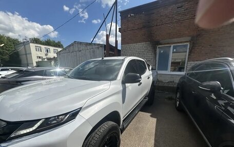 Mitsubishi L200 IV рестайлинг, 2022 год, 4 000 000 рублей, 1 фотография