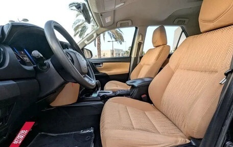 Toyota Fortuner II, 2023 год, 3 550 000 рублей, 6 фотография