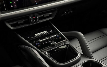 Porsche Cayenne III, 2026 год, 18 700 000 рублей, 13 фотография