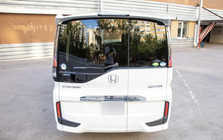 Honda Stepwgn, 2023 год, 2 050 000 рублей, 6 фотография