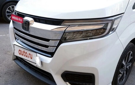 Honda Stepwgn, 2023 год, 2 050 000 рублей, 3 фотография