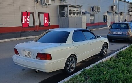 Toyota Vista, 1996 год, 350 000 рублей, 2 фотография