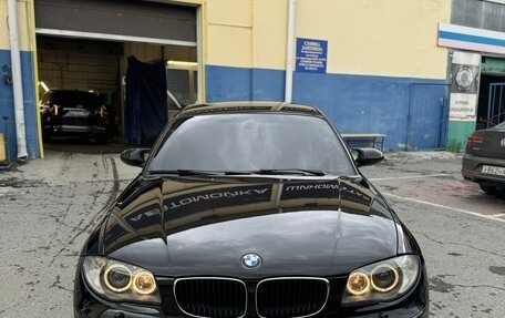 BMW 1 серия, 2007 год, 950 000 рублей, 2 фотография