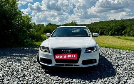 Audi A4, 2011 год, 955 000 рублей, 2 фотография