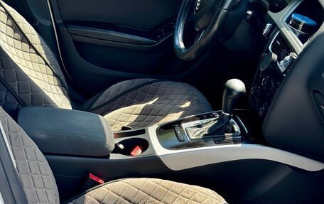 Audi A4, 2011 год, 955 000 рублей, 16 фотография