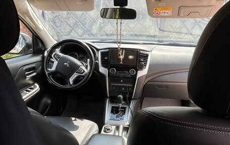 Mitsubishi L200 IV рестайлинг, 2022 год, 4 000 000 рублей, 16 фотография