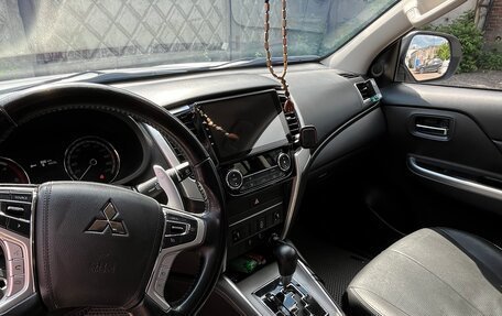 Mitsubishi L200 IV рестайлинг, 2022 год, 4 000 000 рублей, 17 фотография