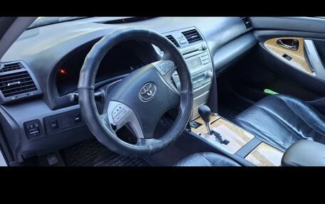 Toyota Camry, 2006 год, 800 000 рублей, 5 фотография
