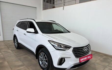 Hyundai Santa Fe III рестайлинг, 2016 год, 2 650 000 рублей, 2 фотография
