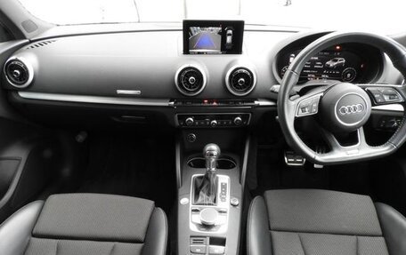 Audi A3, 2018 год, 1 100 000 рублей, 6 фотография
