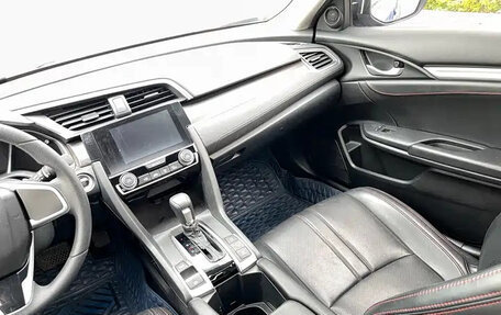 Honda Civic, 2022 год, 1 320 000 рублей, 7 фотография