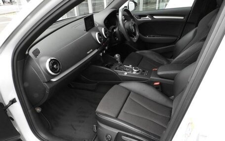 Audi A3, 2018 год, 1 100 000 рублей, 8 фотография