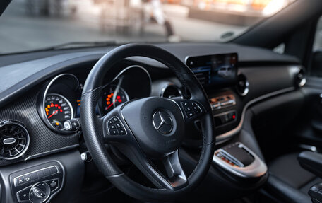 Mercedes-Benz V-Класс, 2021 год, 7 450 000 рублей, 17 фотография