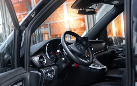 Mercedes-Benz V-Класс, 2021 год, 7 450 000 рублей, 18 фотография