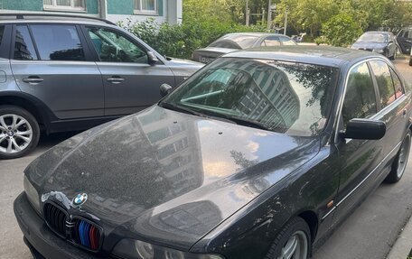 BMW 5 серия, 2000 год, 1 050 000 рублей, 1 фотография