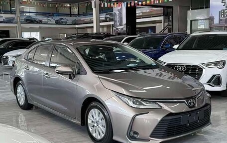 Toyota Corolla, 2022 год, 1 380 000 рублей, 3 фотография
